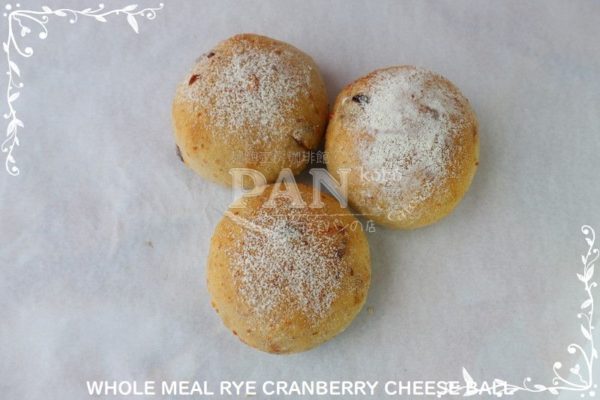 WHOLEMEAL RYE CRANBERRY CHEESE BY JAPANESE BAKERY IN MALAYSIA
