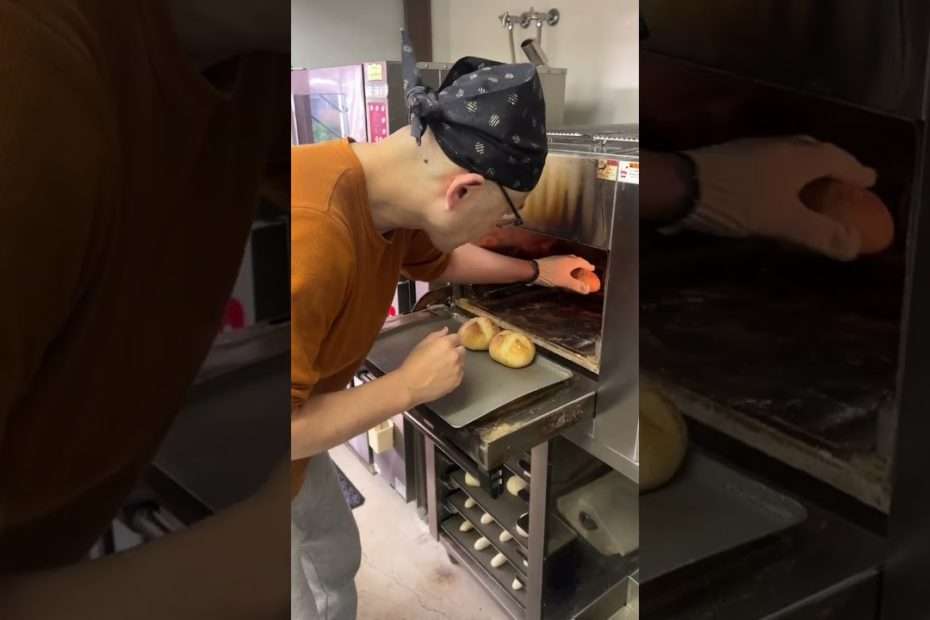 【先行動画】14時間休まず働き続けるパン職人！日本の素朴なパン屋さん　〜6月上旬公開予定〜