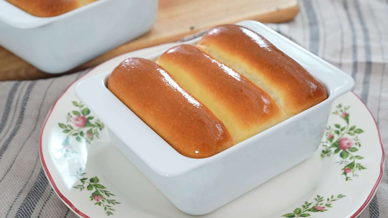 Learn to Make Delicious Condensed Milk Bread with Apron's Recipe