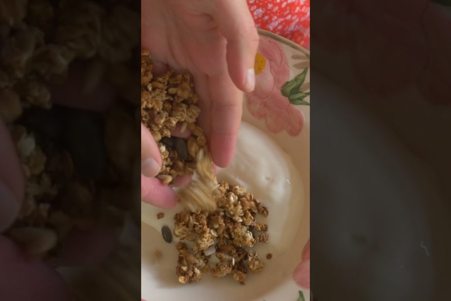 Chickpea granola recipe! #veganrecipes #granola #baking