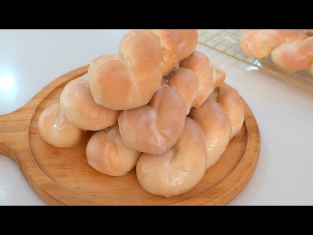 Baked Not Fried Twisted Donuts (Glazed)