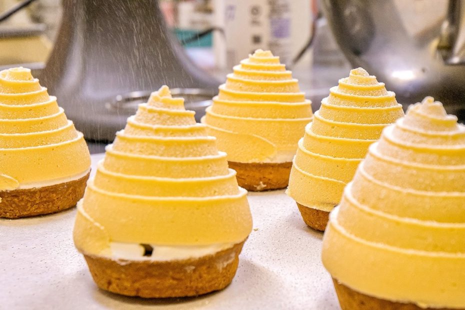 職人技が光るモンブランの作り方「さつまいもモンブラン」