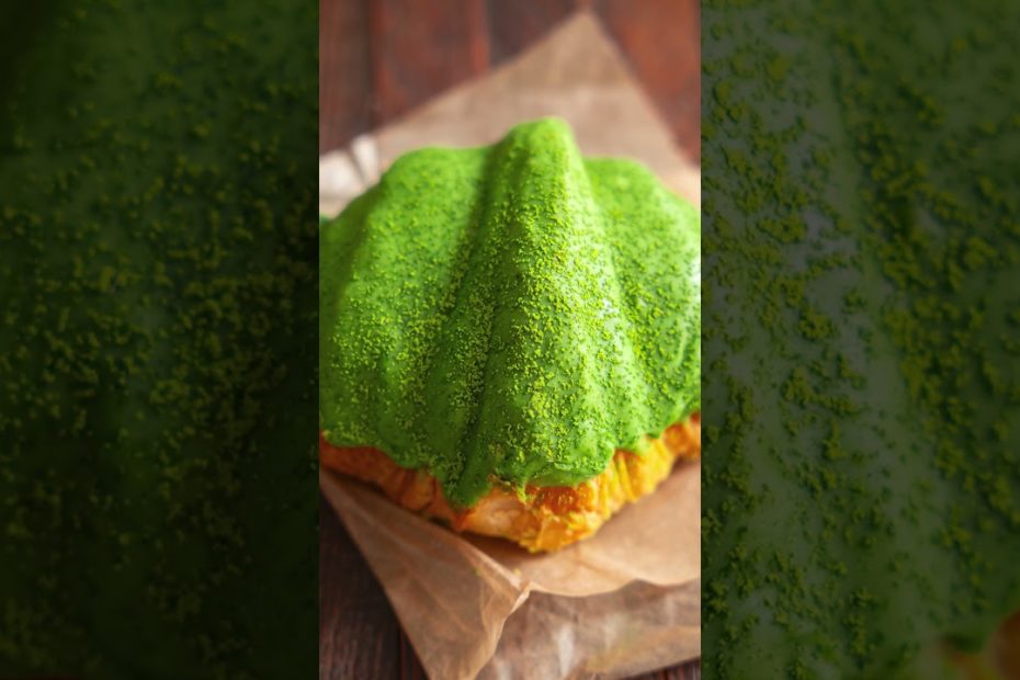 Baileys Matcha Croissant #sourdough #croissant #stpatricksday