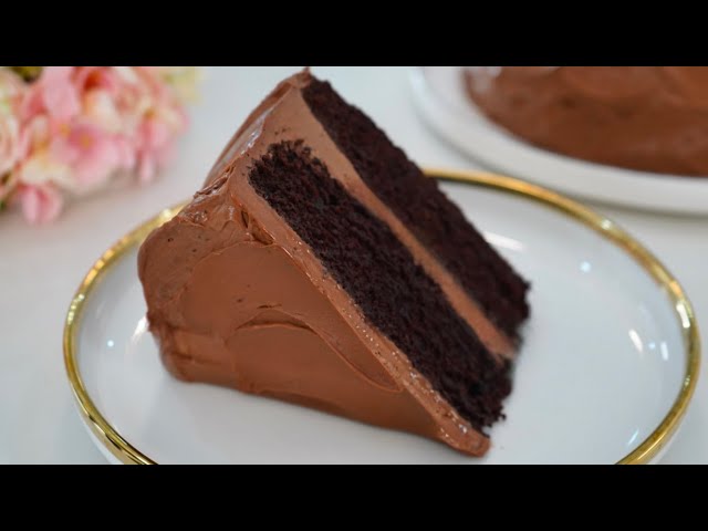 Eggless Moist Chocolate Cake