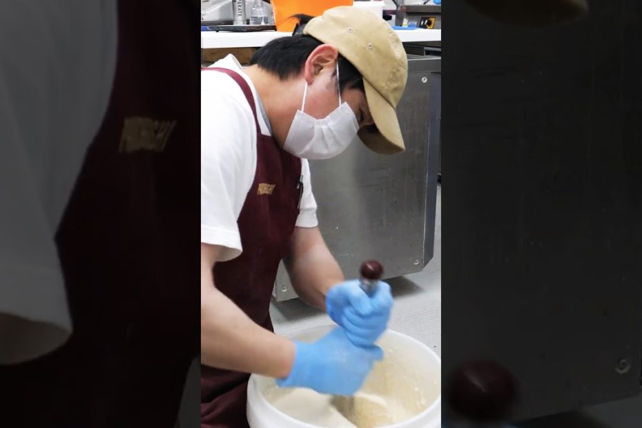 自家製天然酵母が自慢の大人気ベーカリー！【ぱん屋 重石】#bread #shorts #Osaka #japanesefood #asmr #ものがたりドキュメンタリー