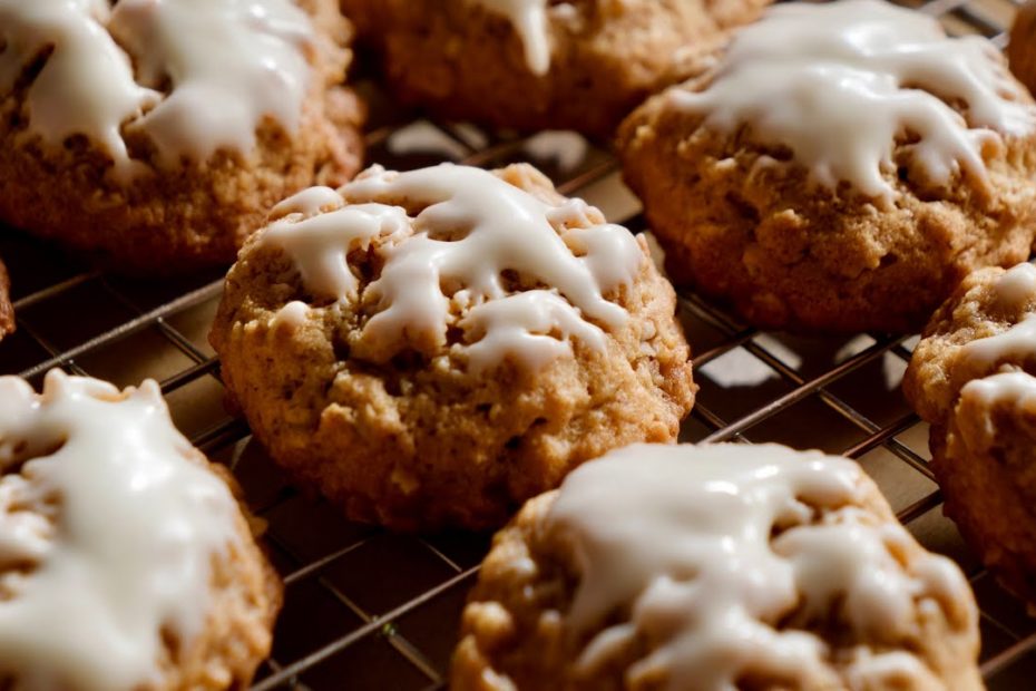Iced Oatmeal Cookies Recipe with White Sonora Flour (Cozy & Nostalgic) | Proof Mill