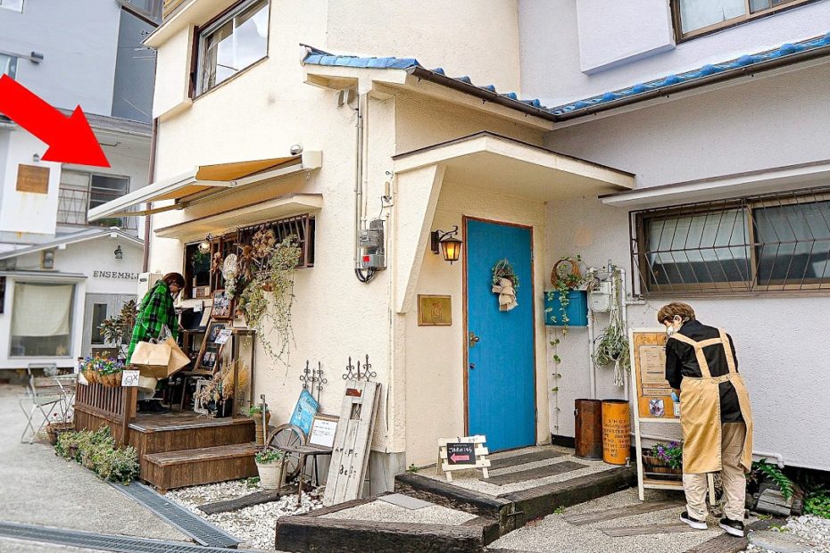 【大阪】３０年以上愛される住宅地の本格クレープ屋！元パティシエ女性店主の１日に密着 第91話｜藤井寺市「クレープDefi」