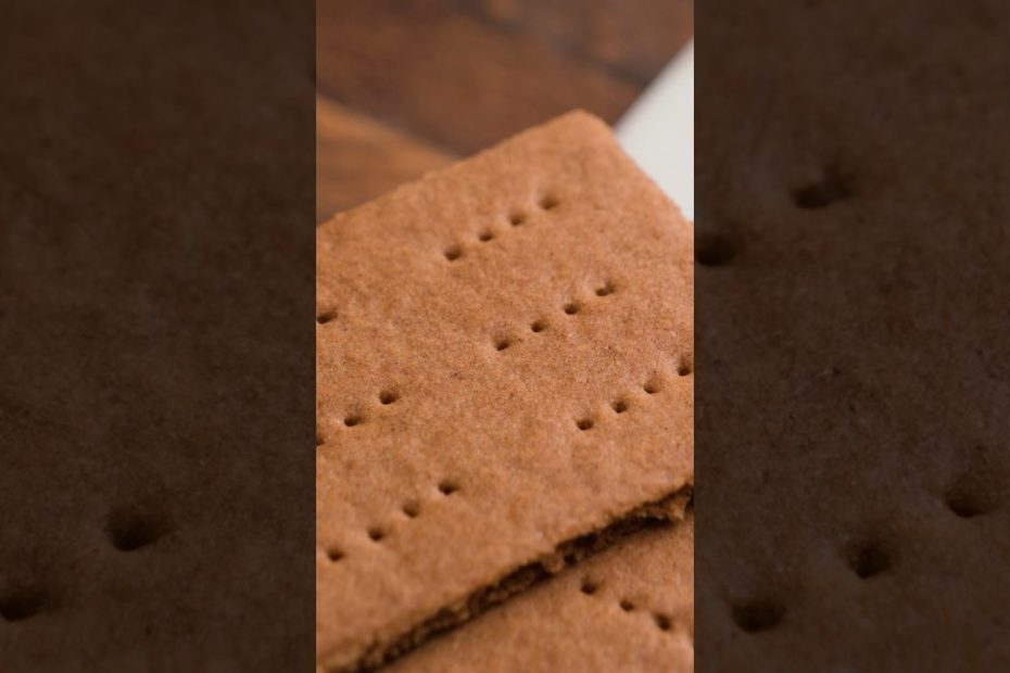 Homemade Graham Crackers with Rouge de Bordeaux #recipe #baking #cooking