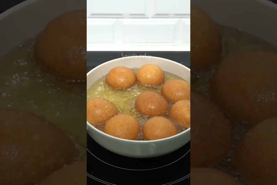 MILKY DONUT BALLS #shorts #donuts #food #savoreasy #savoreasy