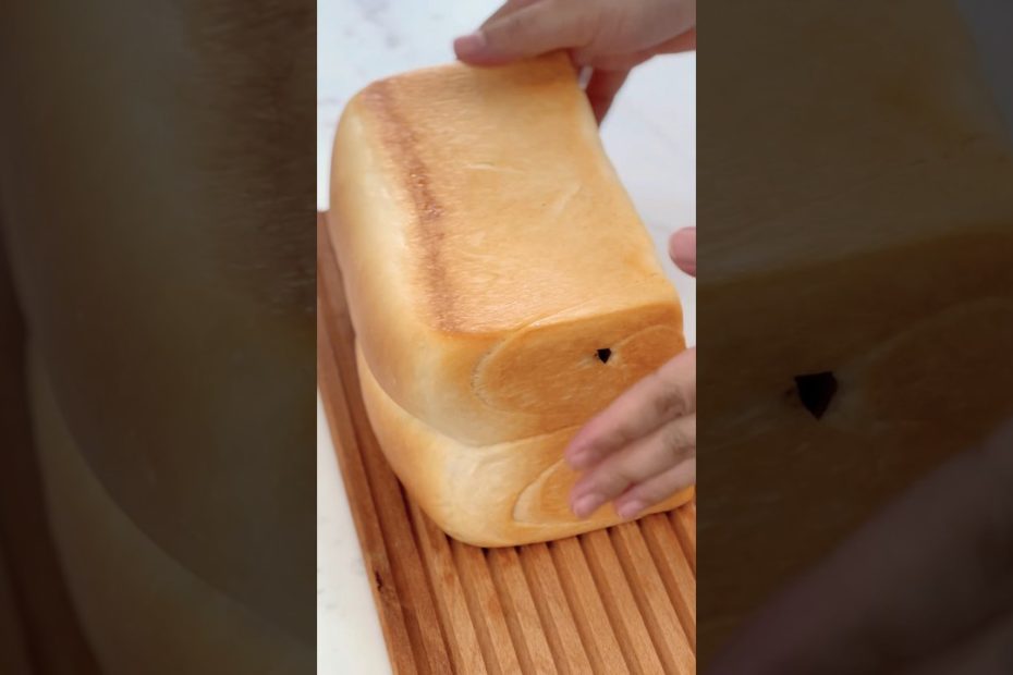 Super Fluffy Raisin Bread #apron #baking #bread #recipe