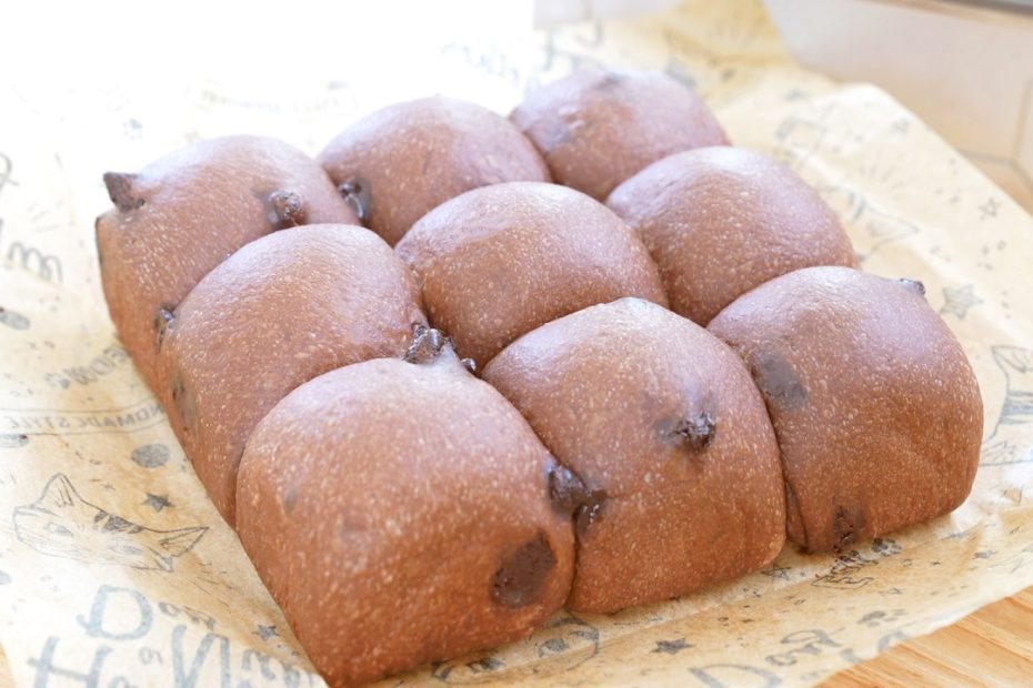Chocolate Bread 巧克力面包 ｜Apron