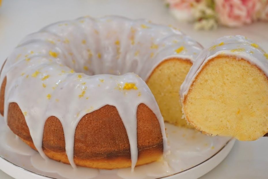 Velvety and Moist Lemon Bundt Cake 🍋🍋